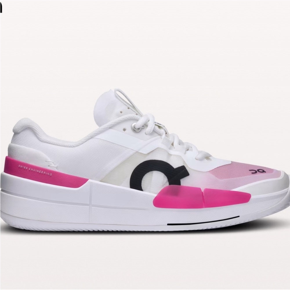 On Running Women’s THE ROGER Pro 2 Size 9.5